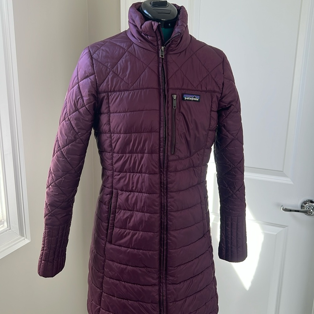 Patagonia Radalie parka size M purple